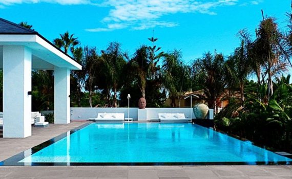 coste de construir una piscina portada